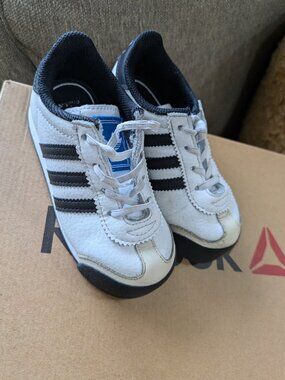 ADIDAS BLACK WHITE SAMBA INFANT SNEAKERS PULL ON Size 8k US Baby-Toddler